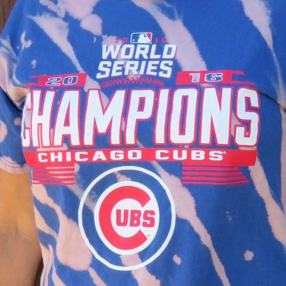 Cubs World Series Custom Bleach Crop Top sz M - Picture 2 of 3